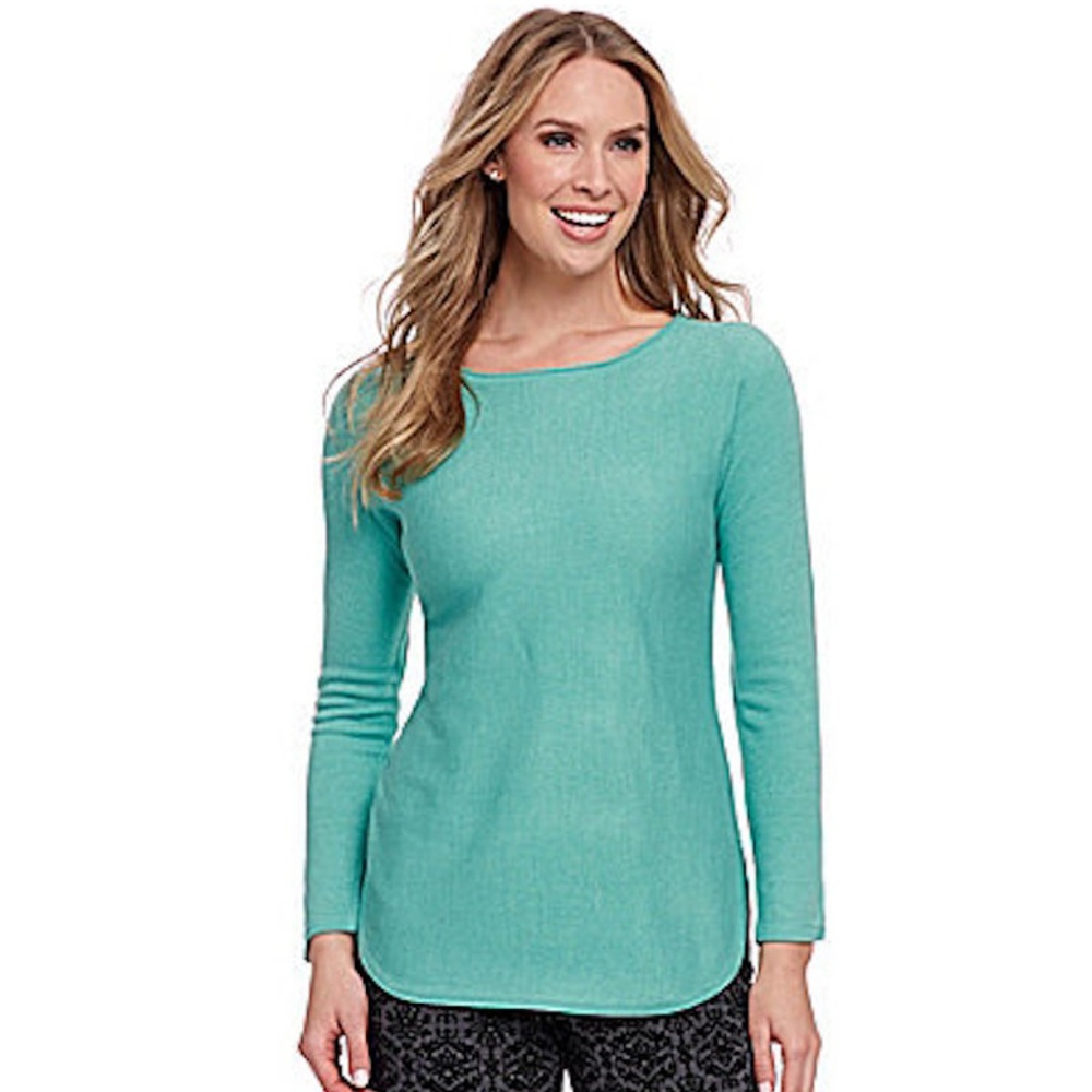 Lightweight Long Sleeve Sweater Tunic Curved Hem